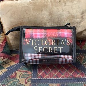 New with tags Victoria’s Secret travel kit...Firm